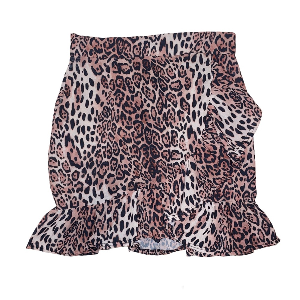 PrettyLittleThing Cheetah Mini Skirt